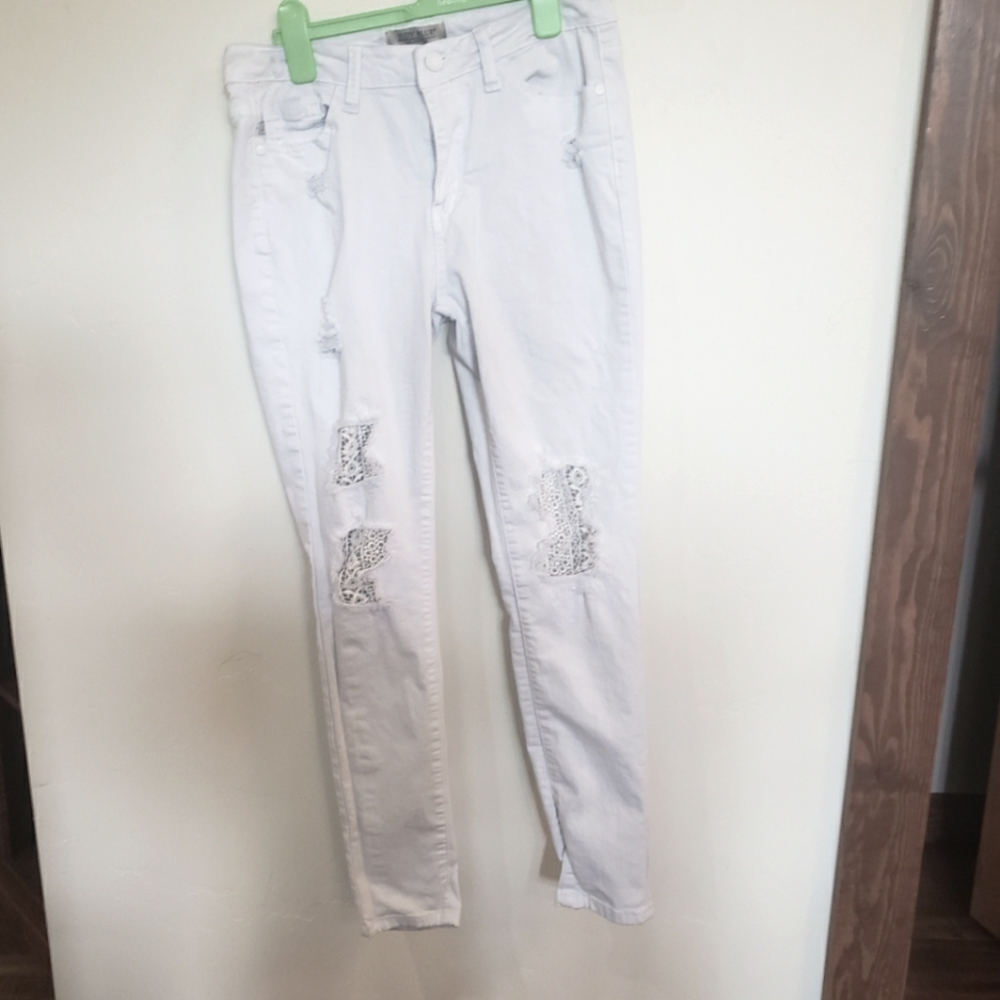 Judy Blue White Distressed Jeans